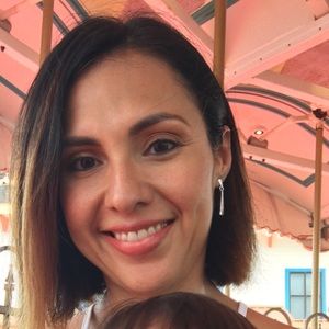 Meet your Posher, Angela